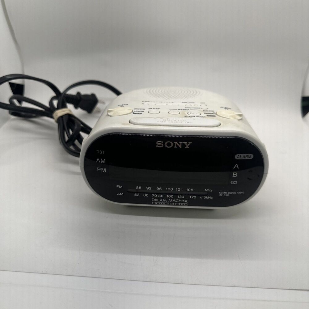 Sony Dream Machine ICF-C318 Auto Setting AM/FM Dual White Clock Radio.